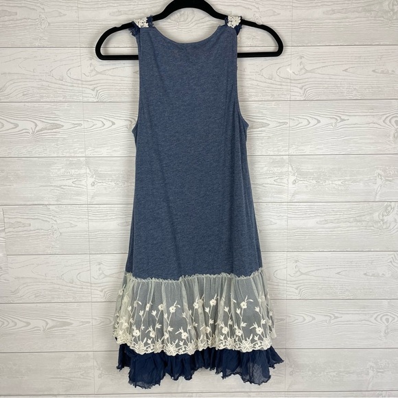 A’Reve Layered Navy Blue Flowy Tank Top Size Small - Picture 3 of 5